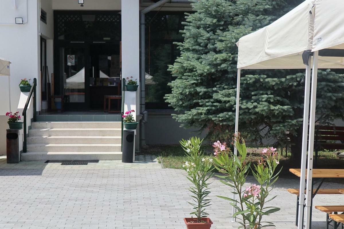 Szlovak Panzio Ξενοδοχείο Bekescsaba Εξωτερικό φωτογραφία
